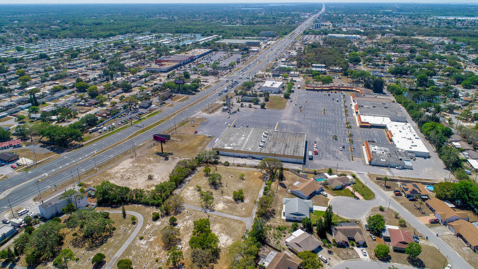 3705 US Highway 19, New Port Richey, FL à vendre - Photo de l’immeuble – Image 2 sur 6