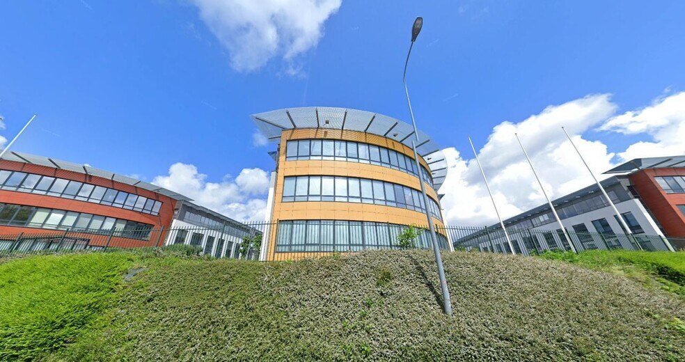 3 Rue Philippe Noiret, Saint-André-lez-Lille à louer - Photo de l’immeuble – Image 1 sur 15