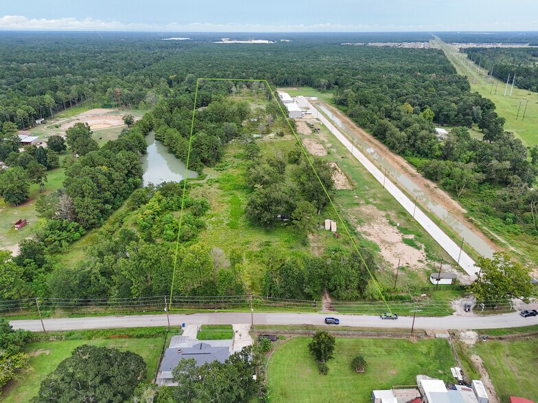 19071 Old Houston Rd, Conroe, TX à vendre - Photo de l’immeuble – Image 3 sur 4