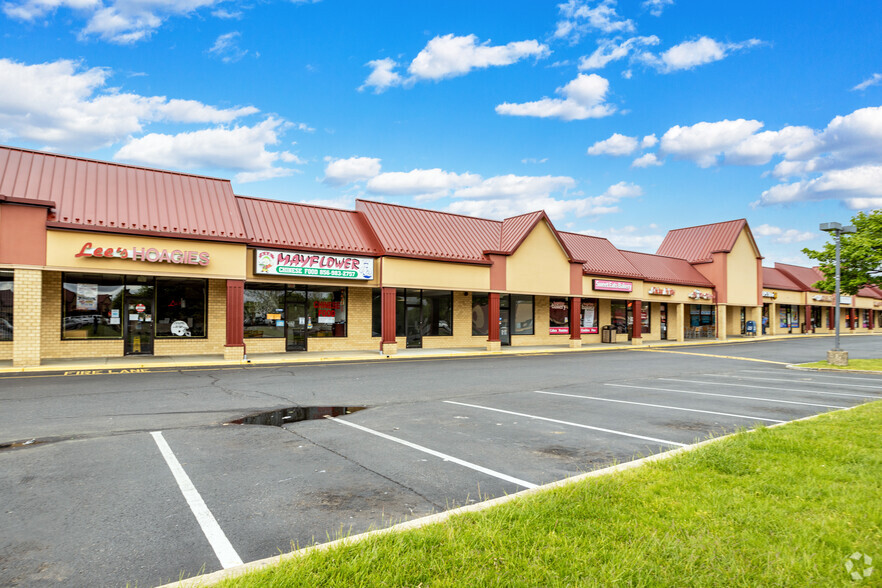 230 N Maple Ave, Marlton, NJ à louer - Photo de l’immeuble – Image 3 sur 6
