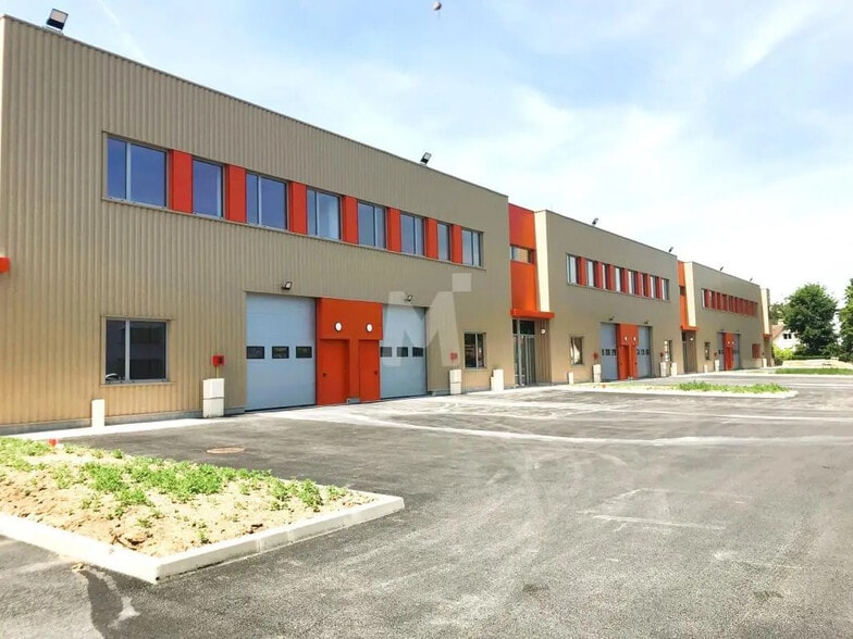 Bureau dans Villebon-sur-Yvette à louer - Photo de l’immeuble – Image 1 sur 9