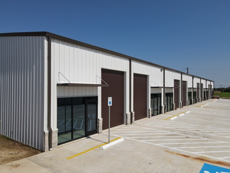 SEC FM 720 & Lloyd's Rd, Oak Point, TX à louer - Photo principale – Image 1 sur 7
