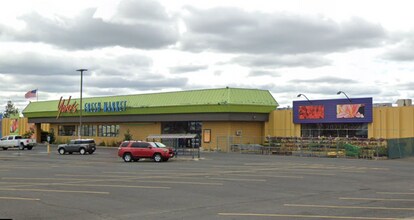 12824-12825 W 14th Ave, Airway Heights, WA à louer Photo de l’immeuble– Image 2 sur 6