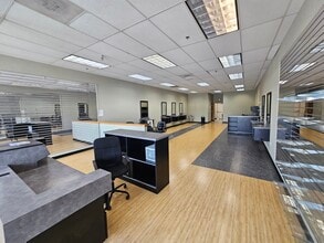 200 Triangle Ctr, Longview, WA à louer Photo intérieure– Image 1 sur 3