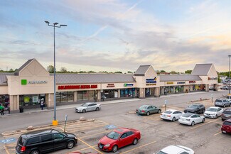 Plus de détails pour 100-200 S Bolingbrook Dr, Bolingbrook, IL - Local commercial à louer