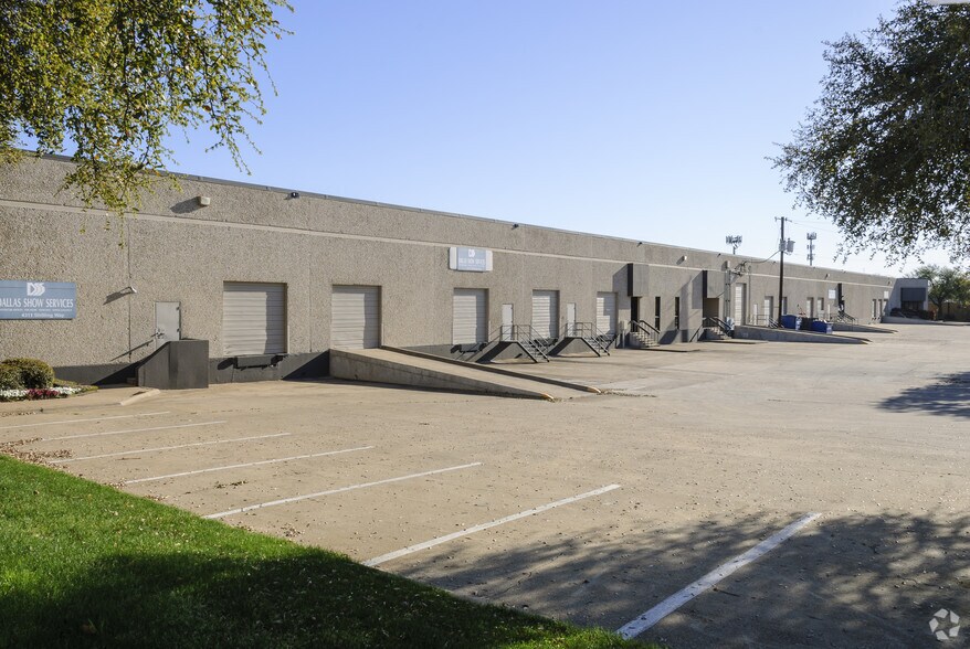 4301-4311 Shilling Way, Dallas, TX à louer - Photo de l’immeuble – Image 2 sur 7