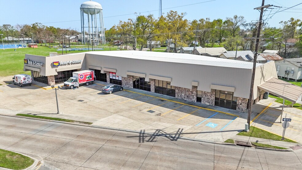 421 W Tunnel Blvd, Houma, LA à vendre - Photo de l’immeuble – Image 2 sur 14