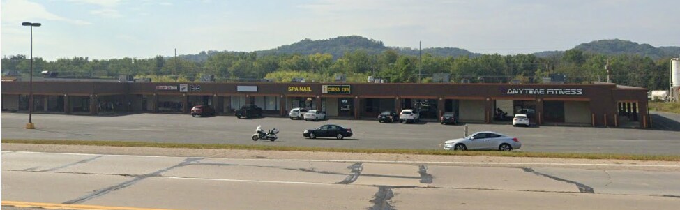 100-195 Richland Sq, Richland Center, WI à louer - Photo de l’immeuble – Image 3 sur 3