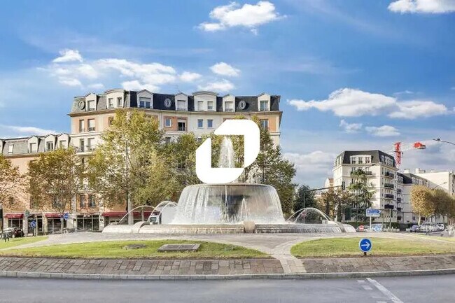 Plus de détails pour 1 Rond Point De L'Europe, La Garenne-Colombes - Bureau à louer