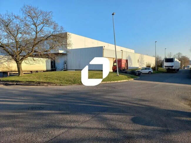 Plus de détails pour Bureau, Industriel/Logistique à louer