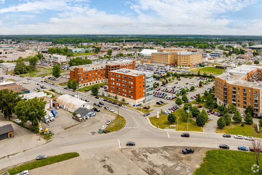 465 Rue Bibeau, St-Eustache, QC à vendre - Aérien – Image 2 sur 5