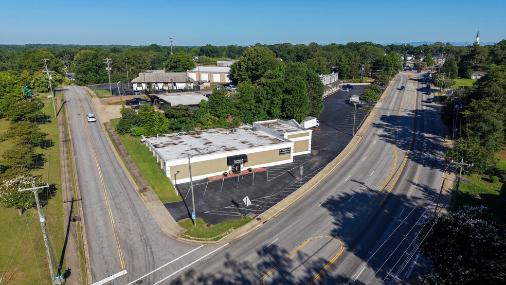 110 Mauldin Rd, Greenville, SC à louer - Photo de l’immeuble – Image 2 sur 2