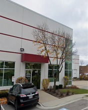 880 N Wood Dale Rd, Wood Dale, IL à louer Photo de l’immeuble– Image 2 sur 2