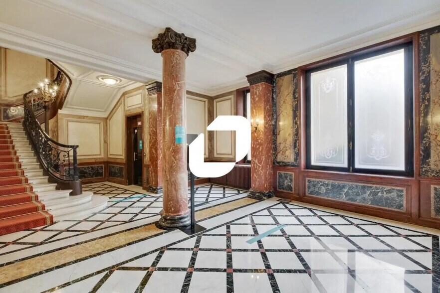 155 Boulevard Haussmann, Paris à louer - Photo de l’immeuble – Image 3 sur 21