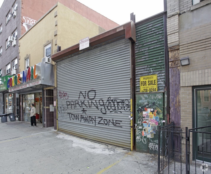 672 Broadway, Brooklyn, NY à vendre - Photo principale – Image 1 sur 2