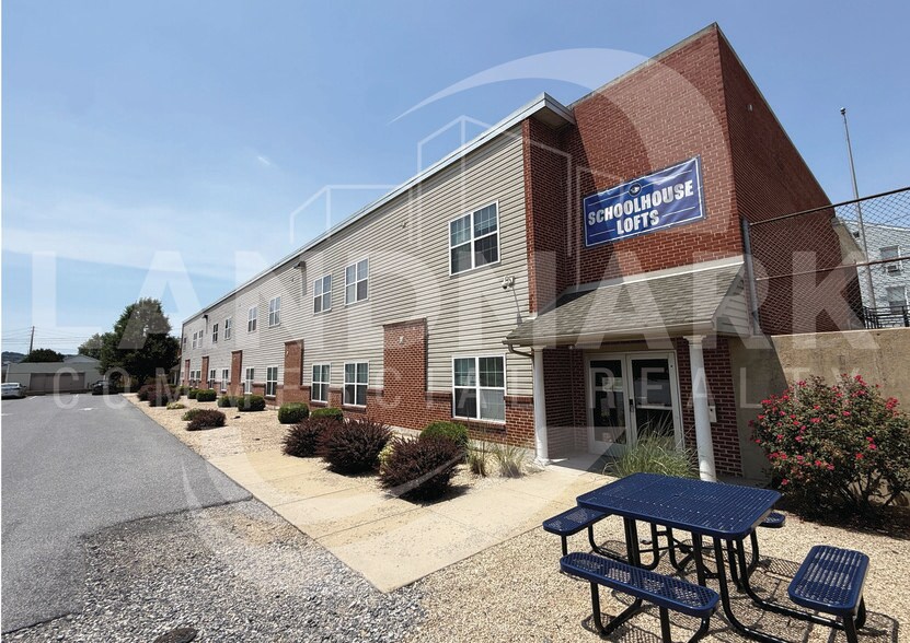 232 Ann St, Middletown, PA à vendre - Photo de l’immeuble – Image 2 sur 2
