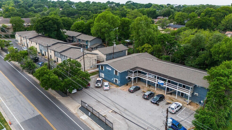 1302 Parker Ln, Austin, TX à vendre - Photo de l’immeuble – Image 3 sur 25