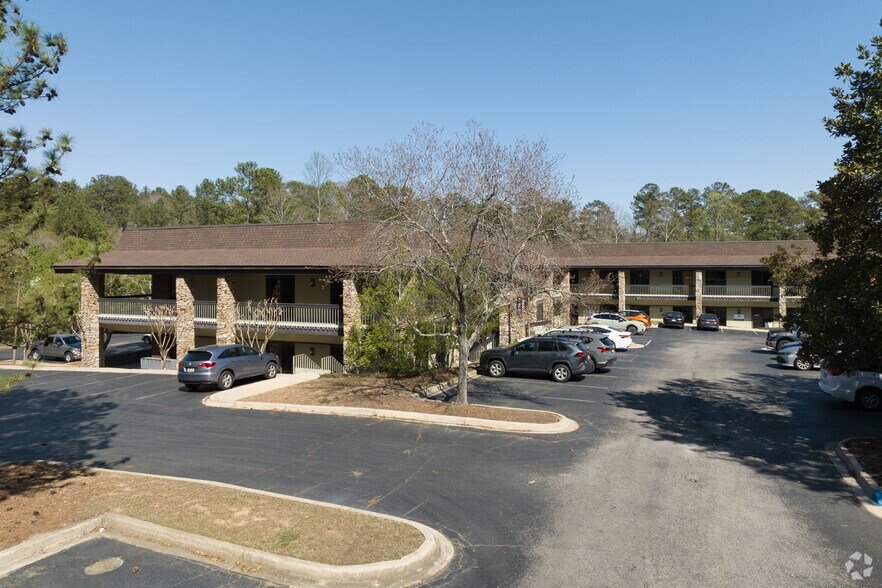 300 Cahaba Park Cir, Birmingham, AL à louer - Photo de l’immeuble – Image 2 sur 23