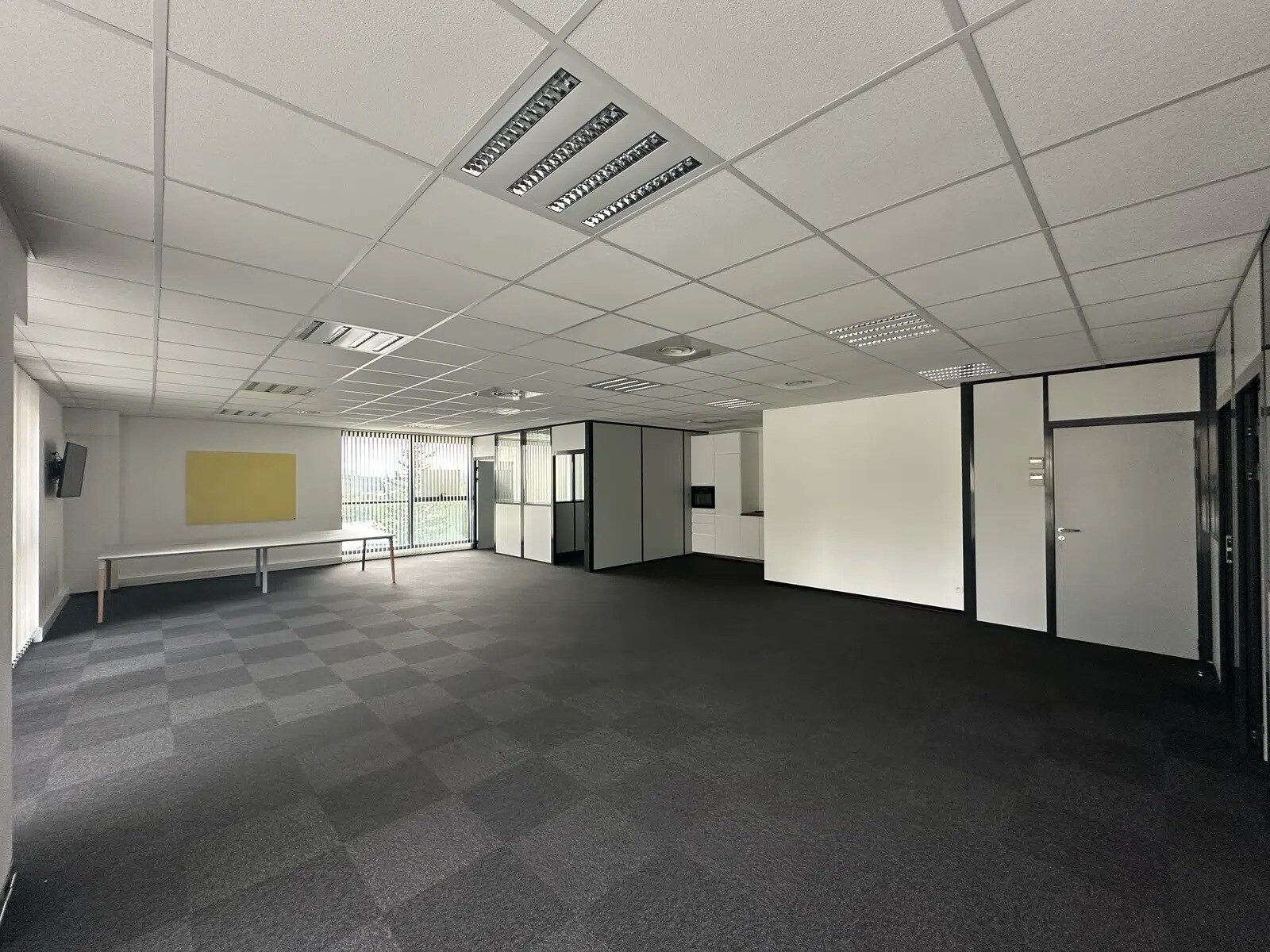 375 Avenue Du Mistral, La Ciotat à louer Photo de l’immeuble– Image 1 sur 7