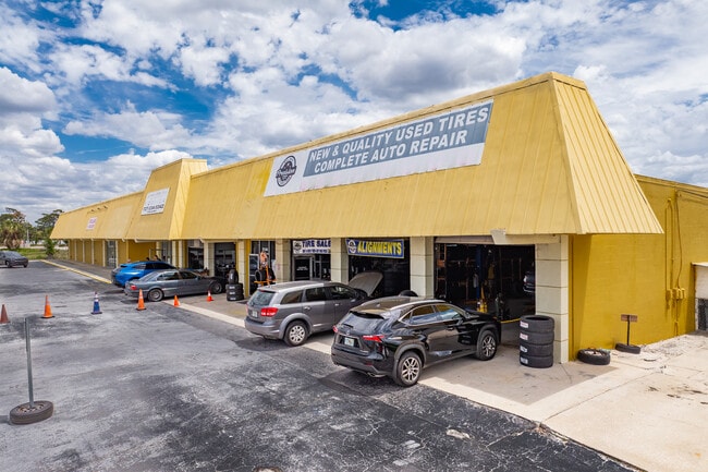 Plus de détails pour 5144-5158 US Highway 19, New Port Richey, FL - Local commercial à louer