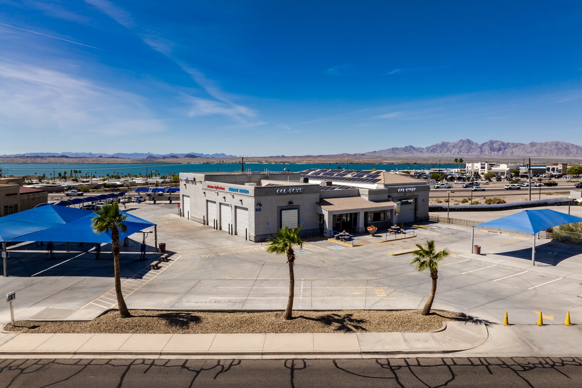 513 N Lake Havasu Ave, Lake Havasu City, AZ à vendre Photo principale– Image 1 sur 16