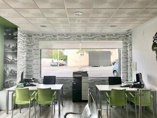 Plus de détails pour Local commercial à vendre