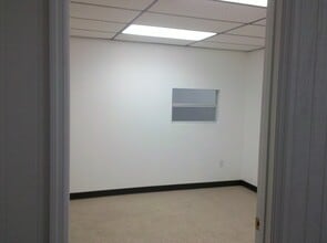 5146-5283 Le Tourneau Cir, Tampa, FL à louer Photo intérieure– Image 2 sur 4