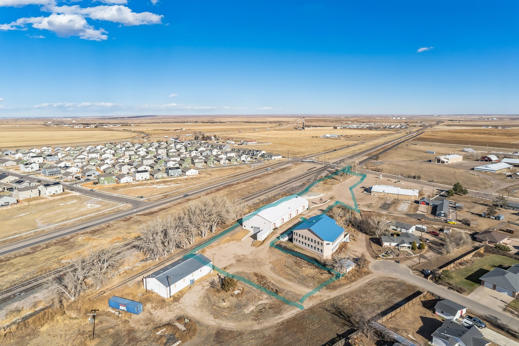 525 E Railroad Ave, Keenesburg, CO à louer Photo de l’immeuble– Image 1 sur 20