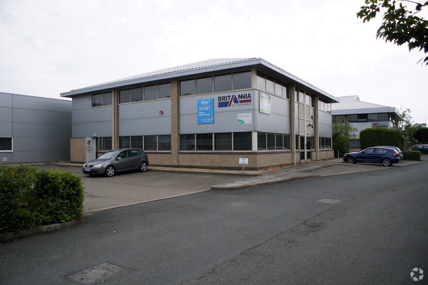 Herrick Way, Staverton à vendre - Photo principale – Image 1 sur 12