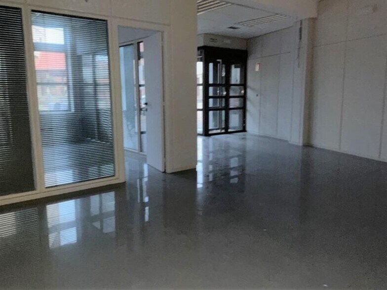 San Juan, Laguna de Negrillos, Castilla, 2, León, León à vendre - Photo de l’immeuble – Image 3 sur 15