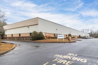 Plus de détails pour 323A Fairfield Rd, Freehold, NJ - Industriel/Logistique à louer