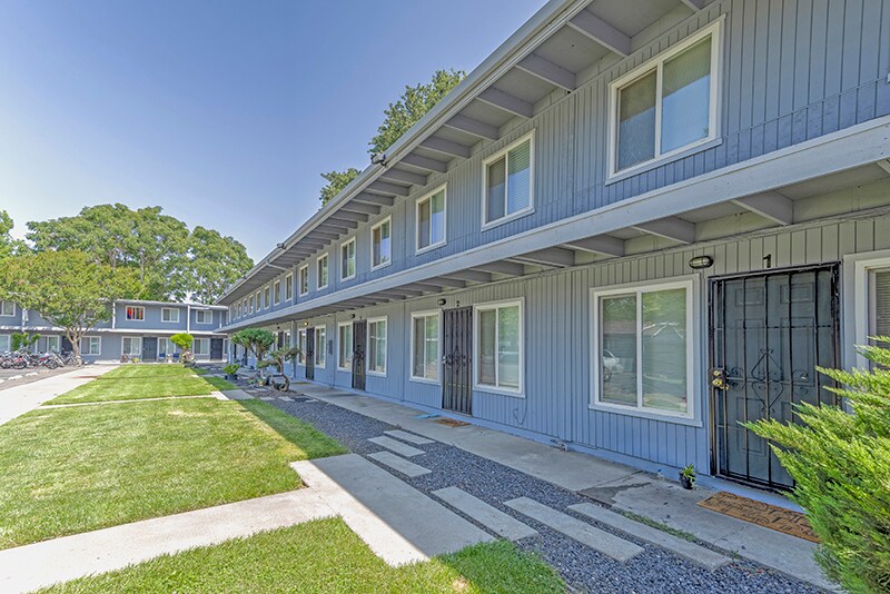 810 W 1st Ave, Chico, CA à vendre - Photo de l’immeuble – Image 3 sur 9
