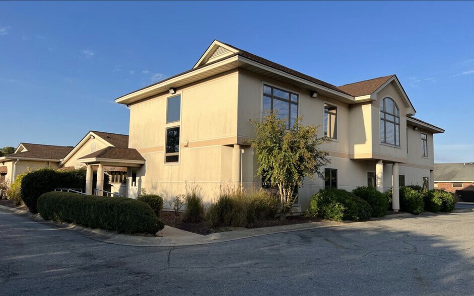 2704 Medical Office Pl, Goldsboro, NC à vendre - Photo de l’immeuble – Image 3 sur 5