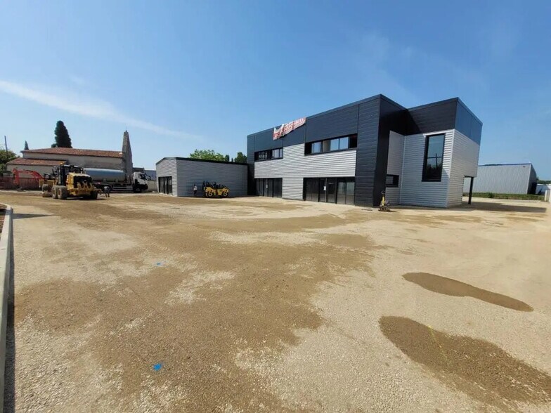 Local commercial dans Agen à louer - Photo de l’immeuble – Image 1 sur 6