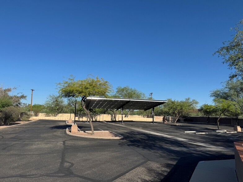 3071 N Swan Rd, Tucson, AZ à louer - Photo de l’immeuble – Image 3 sur 26
