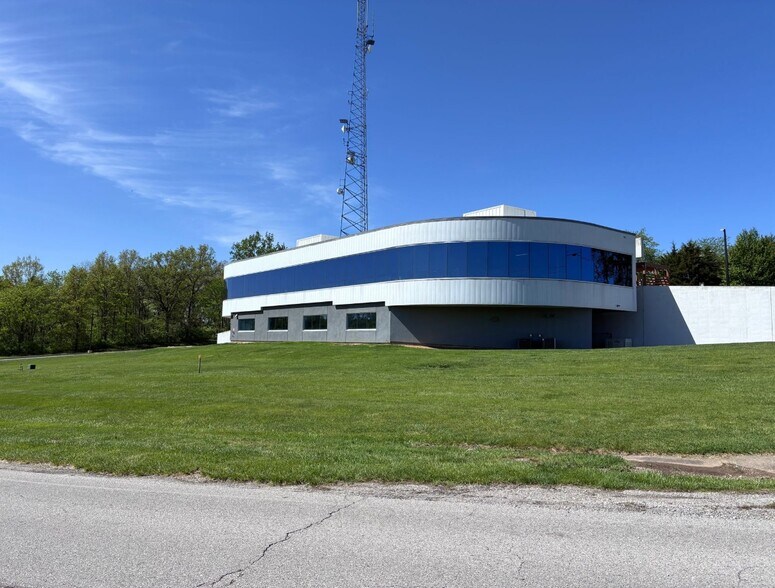 1001 NW Barry Rd, Kansas City, MO à louer - Photo de l’immeuble – Image 3 sur 10
