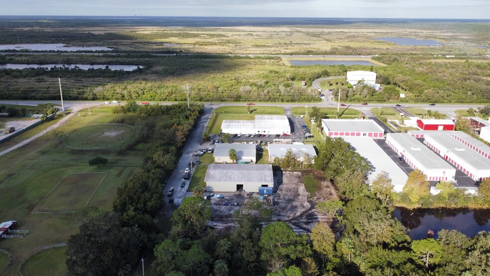 3300 Lillian Blvd, Titusville, FL à vendre - Photo de l’immeuble – Image 1 sur 16