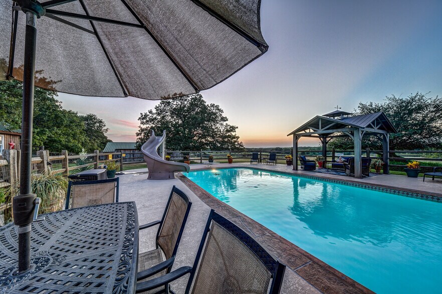 3112 Sunset School Rd, Sunset, TX à vendre - Photo de l’immeuble – Image 3 sur 64