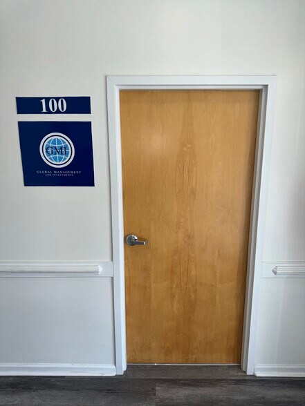 285 Country Club Dr, Stockbridge, GA à louer - Photo intérieure – Image 2 sur 8