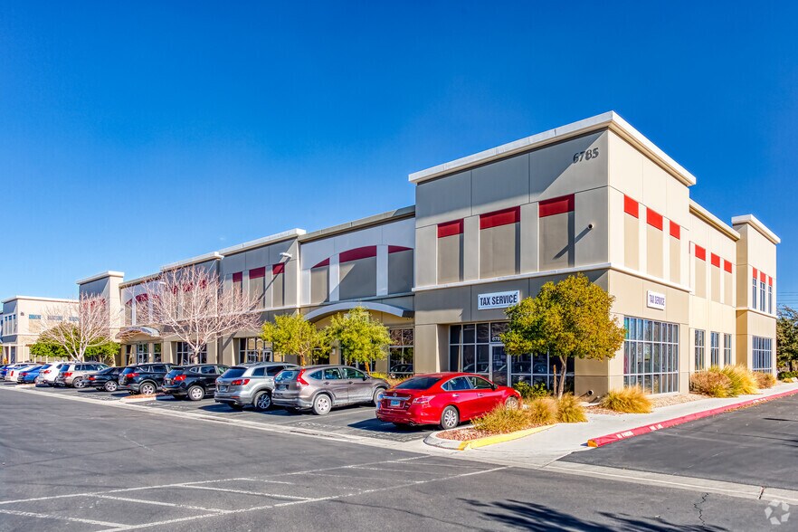 6785 Eastern Ave, Las Vegas, NV à louer - Photo principale – Image 2 sur 5