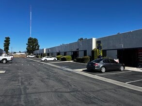 740 W Mill St, San Bernardino, CA à louer Photo intérieure– Image 2 sur 4