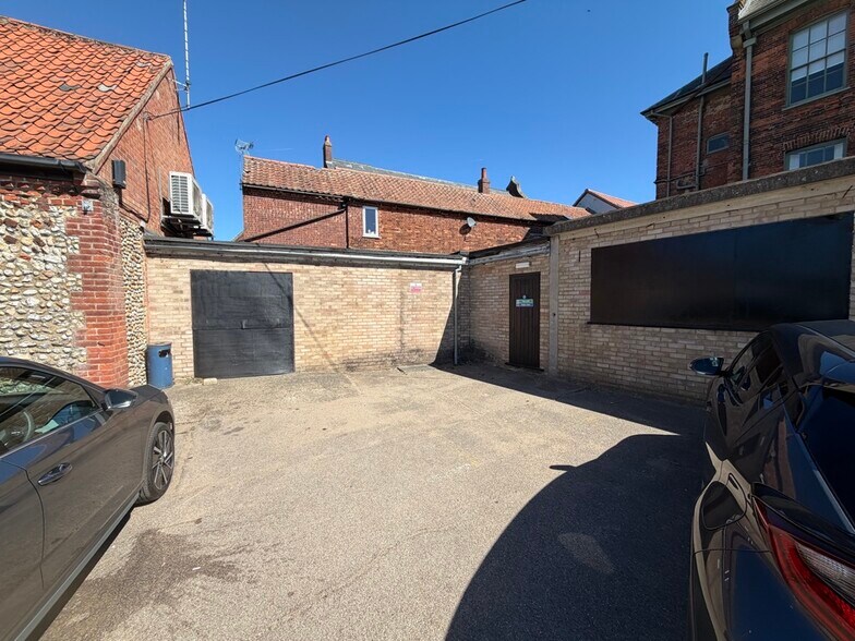 21 Oak St, Fakenham à vendre - Photo de l’immeuble – Image 2 sur 4