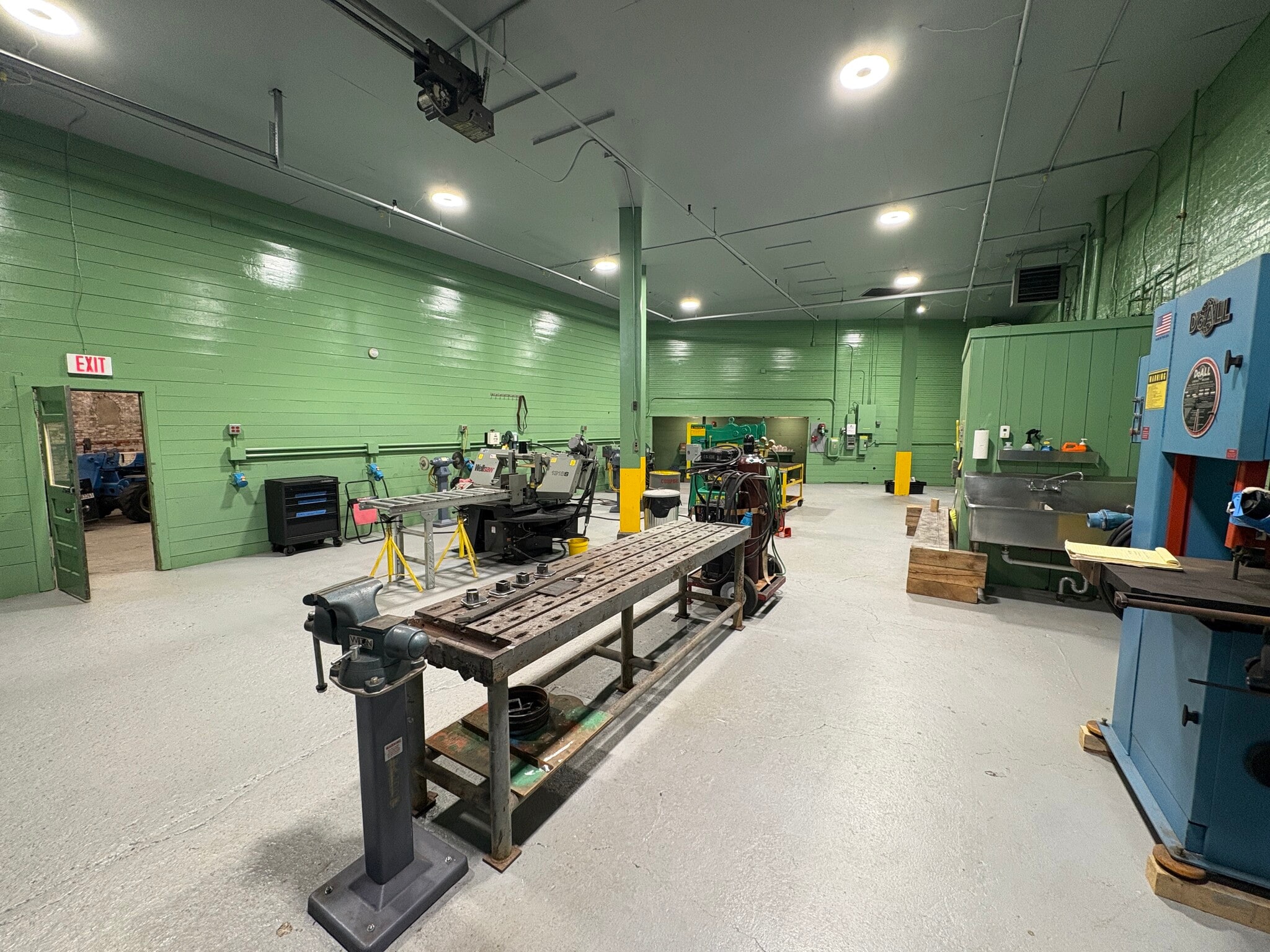 81 Elm St, Biddeford, ME à vendre Photo intérieure– Image 1 sur 4