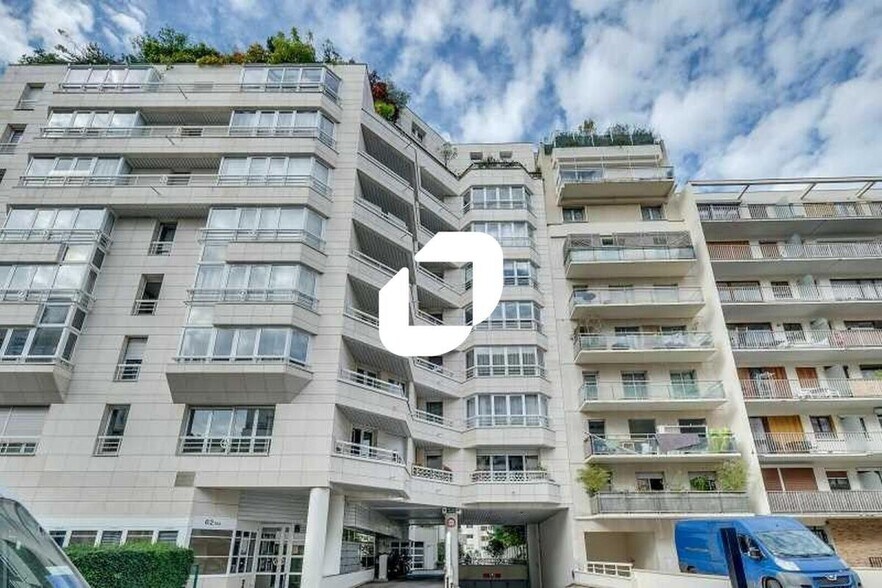 Bureau dans Boulogne-Billancourt à louer - Photo de l’immeuble – Image 2 sur 6