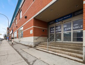 1461 Rue Jean-Talon E, Montréal, QC à louer Photo intérieure– Image 2 sur 5