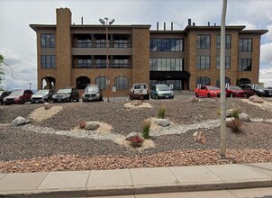 3204 N Academy Blvd, Colorado Springs, CO à louer Photo de l’immeuble– Image 2 sur 14