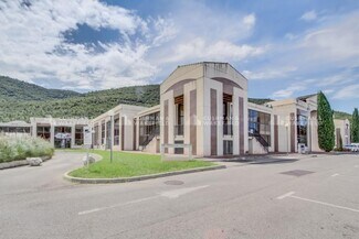 Plus de détails pour 30 Avenue Du Chateau De Jouques, Gémenos - Bureau à louer