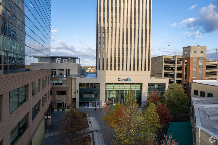 101 N Main St, Greenville, SC à louer - Photo de l’immeuble – Image 3 sur 13