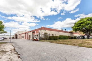 Plus de détails pour 13880-13920 SW 139th Ct, Miami, FL - Industriel/Logistique à louer