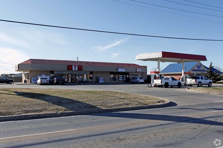 500-504 SW 89th St, Oklahoma City, OK à louer - Photo principale – Image 1 sur 2